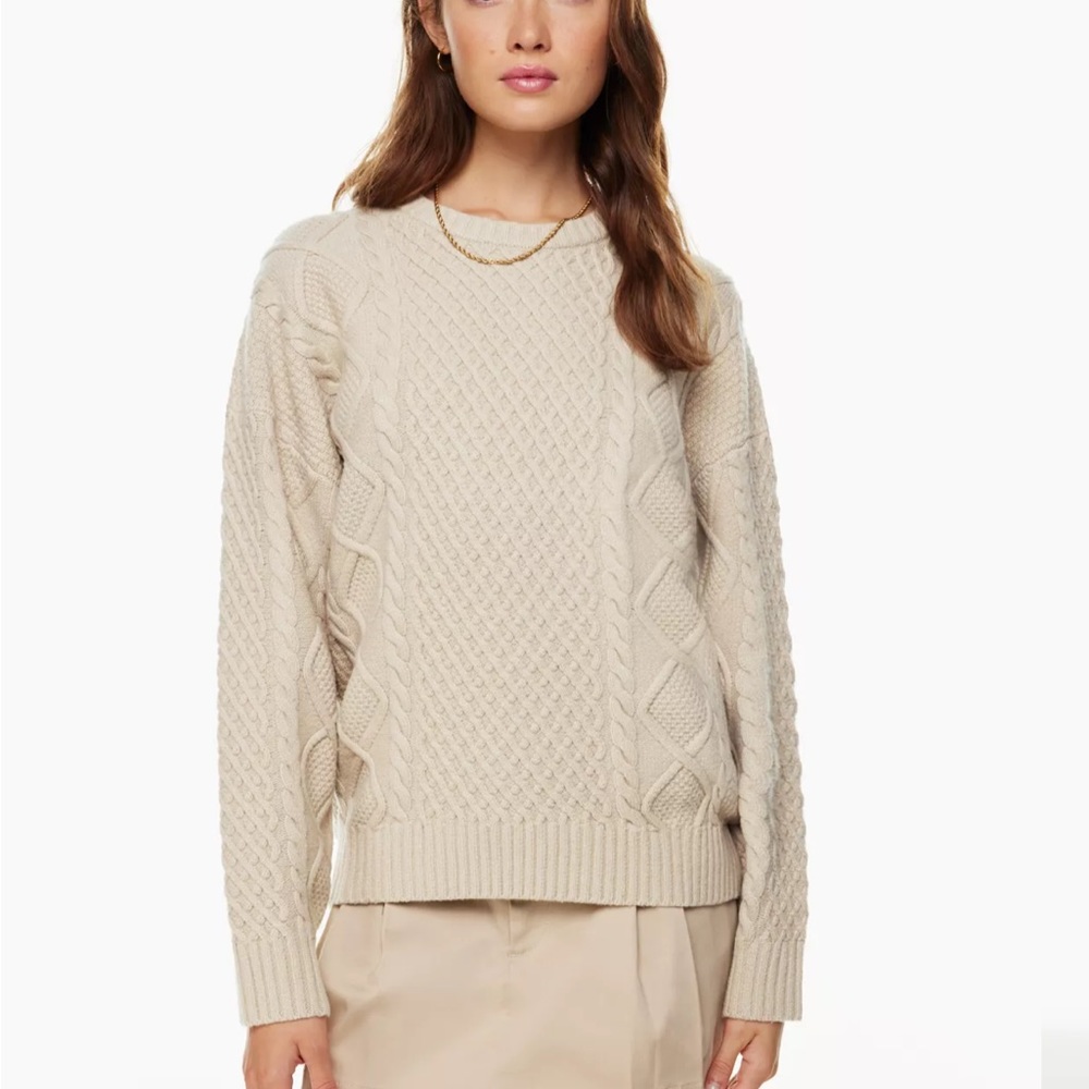 NWT Sunday best/emma chamberlain Peggy sweater.